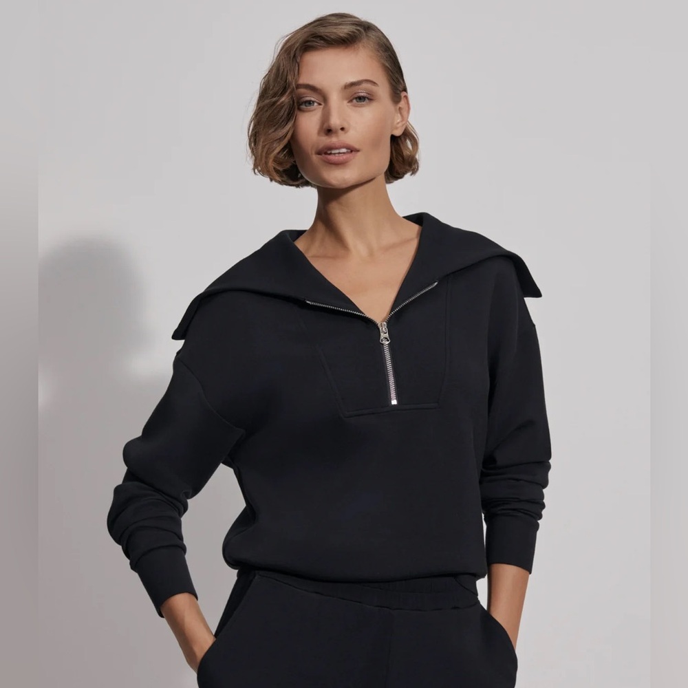 Varley yates half zip pullover in double soft fabric black small very EUC